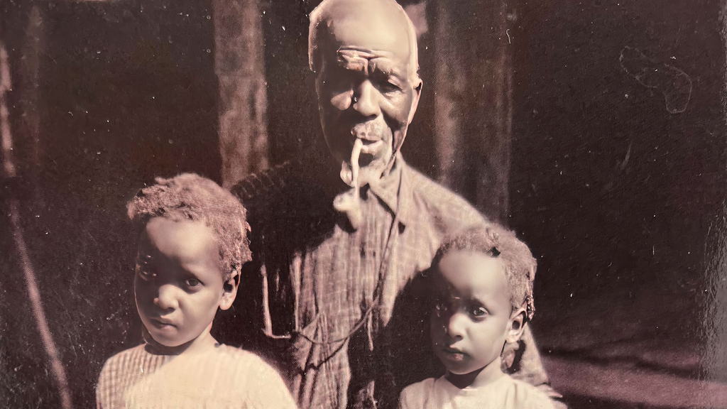 Clotilda last survivor - Photo of a man and two children